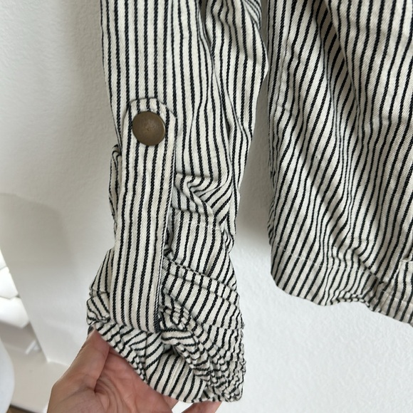 Striped jacket - Picture 3 of 4